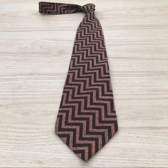 Burma Bibas Classic Geometric Silk Tie - Picture 7 of 8